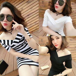 Short-sleeve V-neck Off-shoulder Sheath Dress