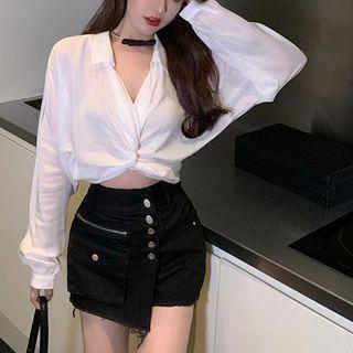 V-neck Loose-fit Blouse / Irregular Shorts
