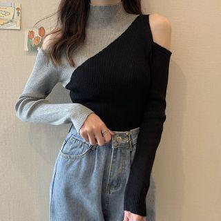Mock-neck Cold-shoulder Ribbed Knit Top