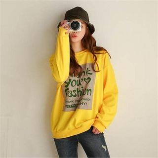 Round-neck Lettering Patch Sweatshirt