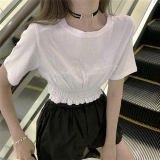 Short-sleeve Crop T-shirt / Shorts