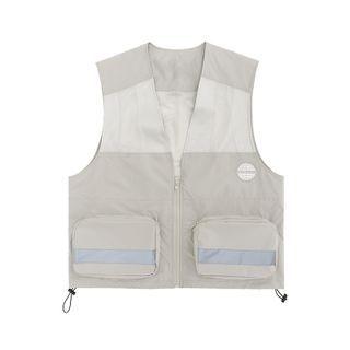 Sleeveless Logo Cargo Vest