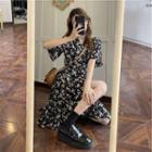 Short-sleeve Flower Print A-line Dres