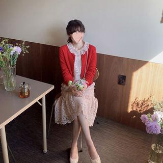 Frilled-collar Laced Midi Dress