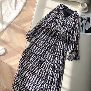 Long-sleeve Patterned A-line Midi Chiffon Dress