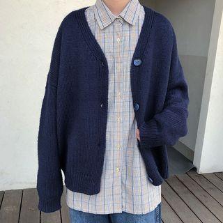 Oversize V-neck Cardigan / Plaid Shirt