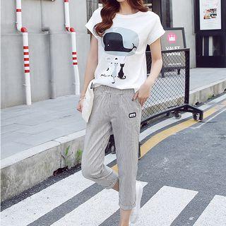 Set: Short-sleeve Print T-shirt + Striped Capri Pants