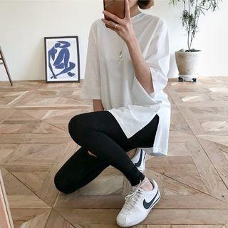 Round-neck Loose-fit T-shirt Ivory - One Size