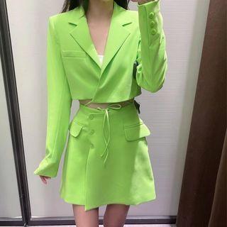 Long-sleeve Plain Lace Up Cropped Blazer / High-waist Plain Pocket Shirt