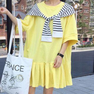 Elbow-sleeve T-shirt Dress With Detachable Hood