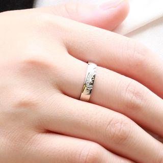 Couple Matching Rhinestone Accent Half Heart Engraved Ring