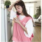 Elbow-sleeve T-shirt / Lettering V-neck Vest