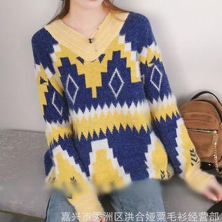 V-neck Patterned Long-sleeve Sweater