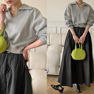 Collared Raglan Sweatshirt