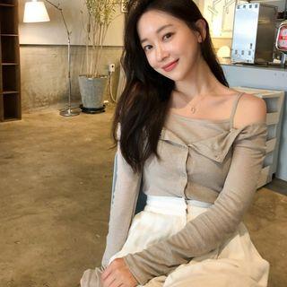 Set: Off-shoulder Jacket + Camisole Set - Gray Beige - One Size