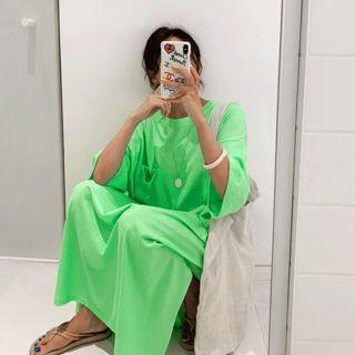 Pocket-detail Slit-side Long T-shirt Dress