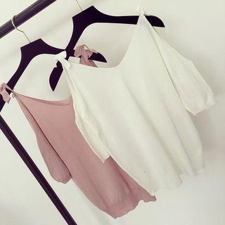 Shoulder-cutout Short-sleeve Knitted Top