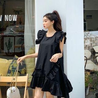 Dip-back Sleeveless Pleated-trim Dress