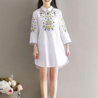 Embroidered 3/4 Sleeve Collared Dress