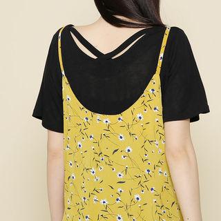 Short-sleeve Strappy T-shirt