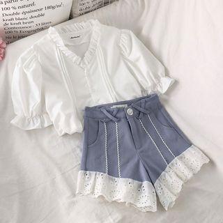 Puff-sleeve V-neck Plain Blouse / Lace Shorts