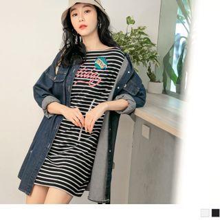 Elbow-sleeve Boatneck Lettering Striped T-shirt Dress