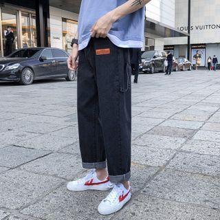Applique Straight-cut Cropped Jeans
