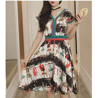V-neck Printed Short Sleeve Dress