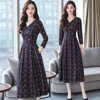 Long-sleeve Midi Floral A-line Knit Dress