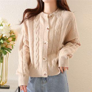 Loose Fit Cable Knit Cropped Cardigan