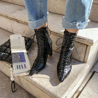 Lace-up Pointy Short Boots