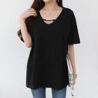 V-neck Patched Strappy T-shirt