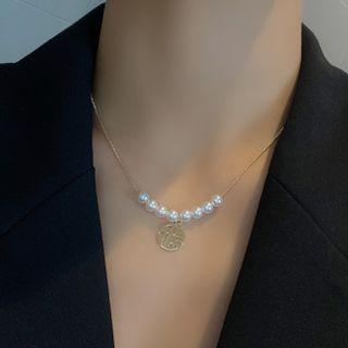 Alloy Disc Pendant Faux Pearl Necklace 1 Pc - Gold - One Size