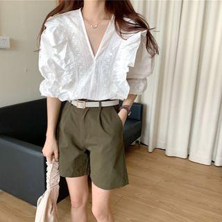 V-neck Elbow-sleeve Top / Shorts
