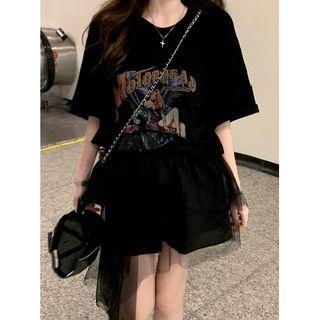 Print T-shirt / Irregular Mesh Mini A-line Skirt