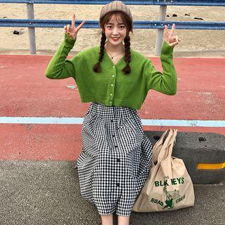 Cropped Cardigan / Checked A-line Midi Skirt