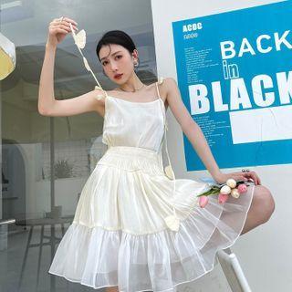 Plain Camisole Top / Tiered Midi A-line Skirt