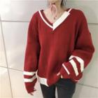 Contrast-color V-neck Sweater