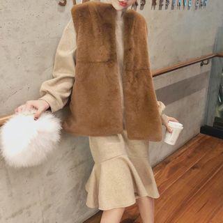 Open Front Furry Vest / Mock-neck Long-sleeve Knit Dress