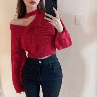 Irregular Cold-shoulder Cropped Sweater