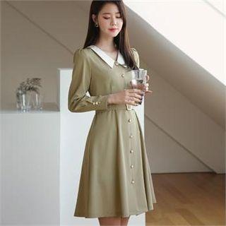 Contrast-collar Button-trim Dress With Belt