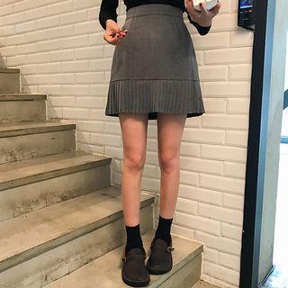 High-waist Pleated Hem Mini Skirt