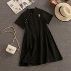 Short-sleeve Pineapple Embroidered Qipao