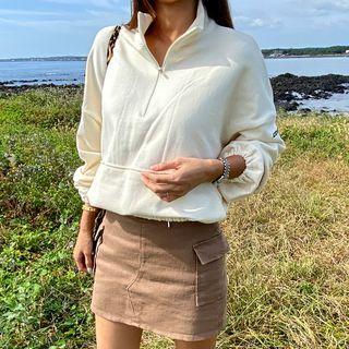 Kangaroo-pocket Zip-up Top