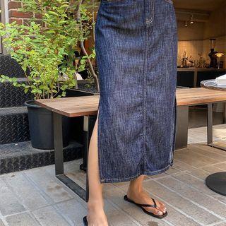 Slit-side Stitched Long Denim Skirt