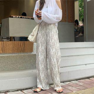 Cold-shoulder Long-sleeve T-shirt / Patterned Wide-leg Pants