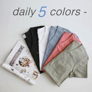 Round-neck Pocket Front T-shirt