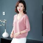 V-neck 3/4-sleeve Knitted Top