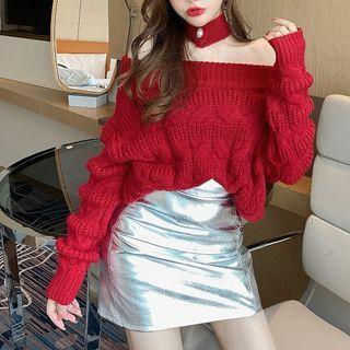 Choker Off-shoulder Sweater / Mini Pencil Skirt