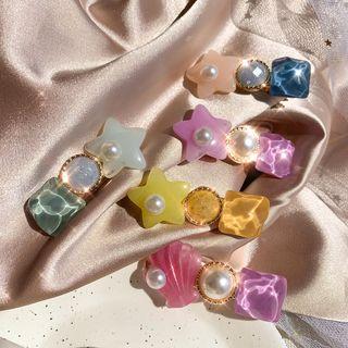 Faux Pearl Star & Square Hair Clip
